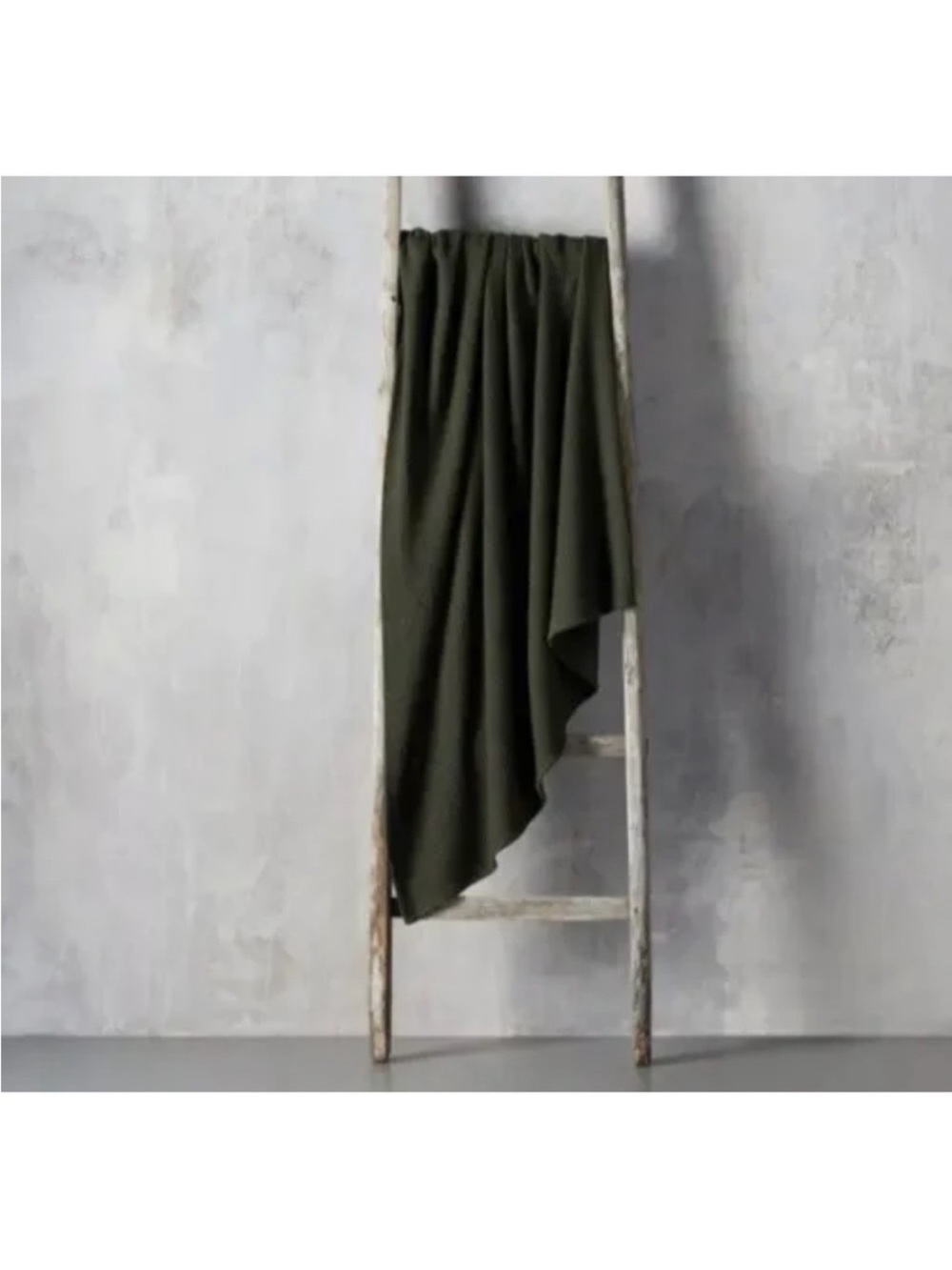 Arhaus Waffle Blanket 100% Cotton Throw 50x60 Forest Green New in Package - Picture 3 of 8
